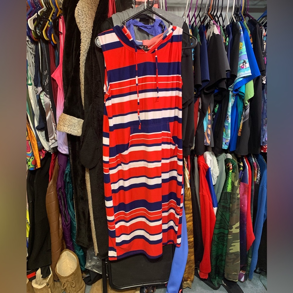 Hooded maxi dress size xl red white & blue